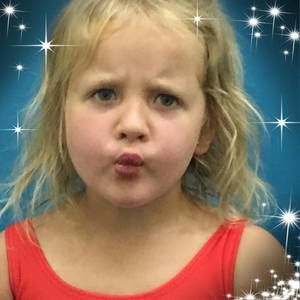 Meet your Posher, Stacy colyer